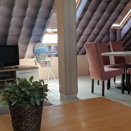 Szabo Lux Apartman Шарвар Экстерьер фото