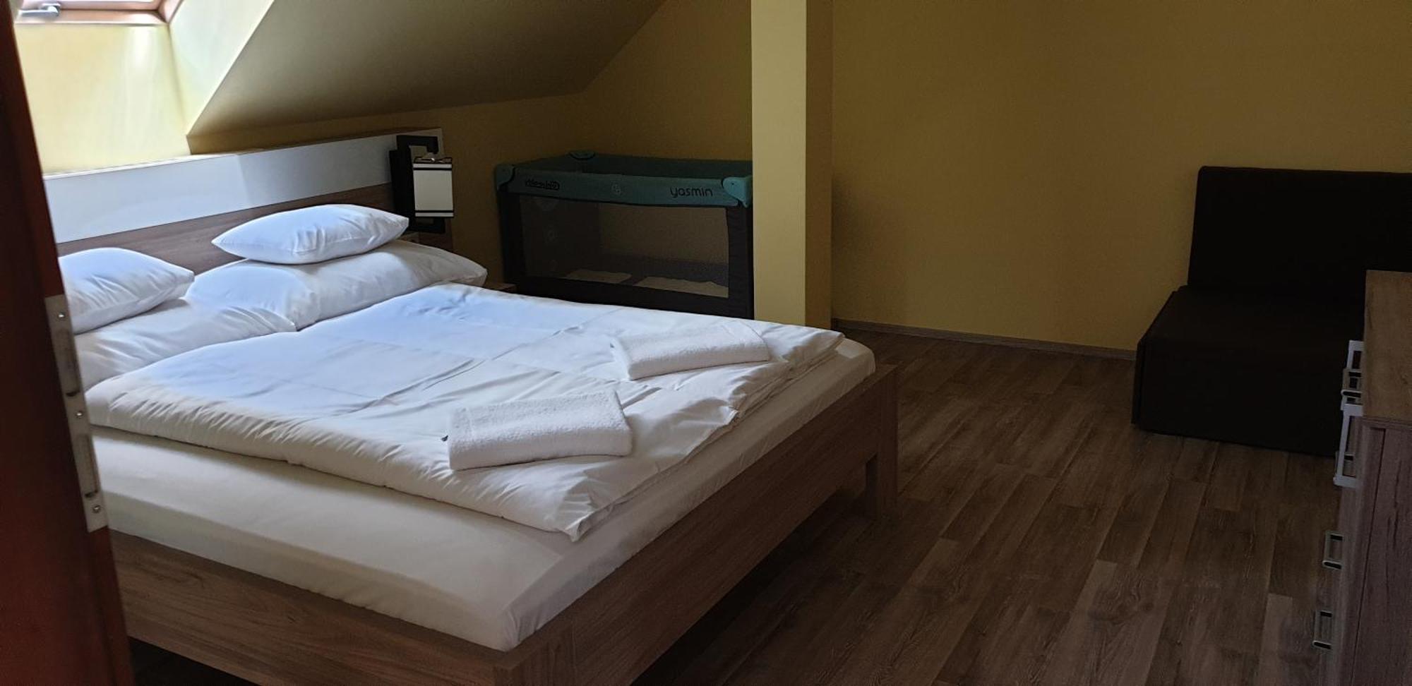 Szabo Lux Apartman Шарвар Экстерьер фото